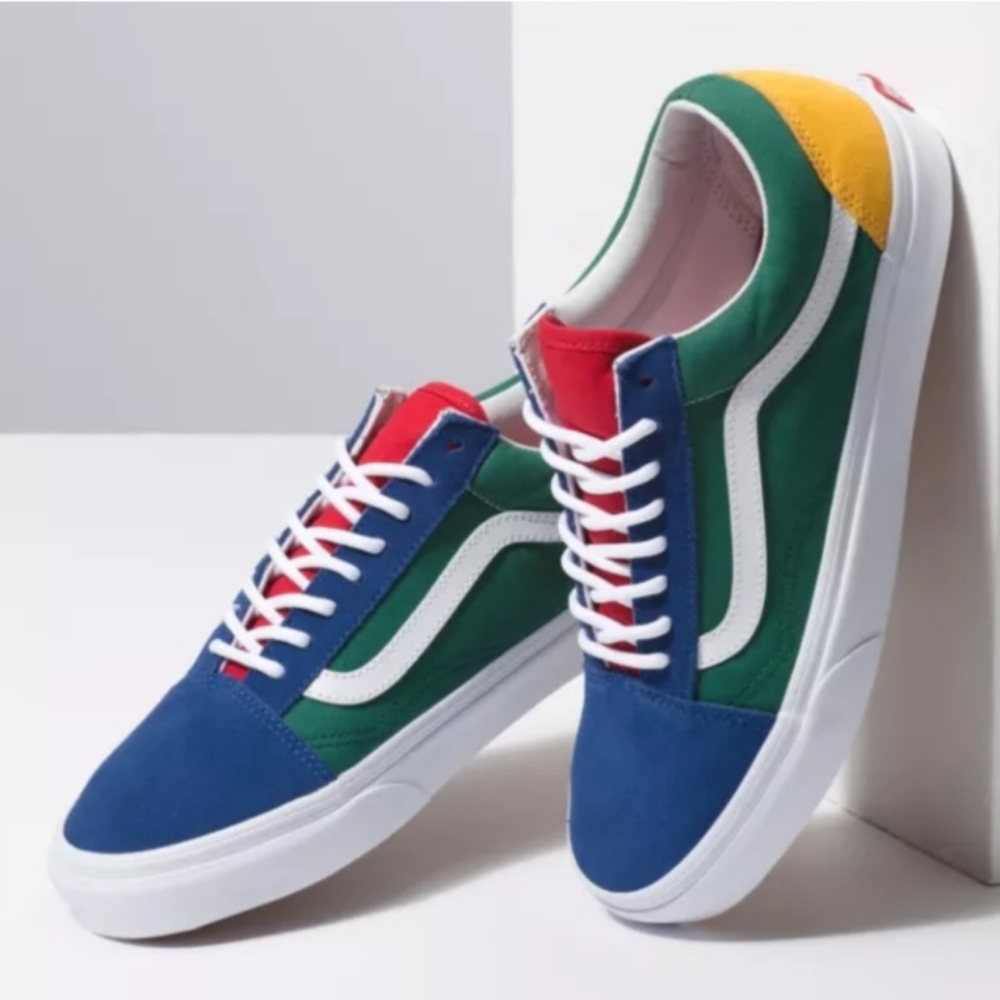 Vans yacht club old school sneaker size 7.5 men's 9.0 women's worn about 3 times